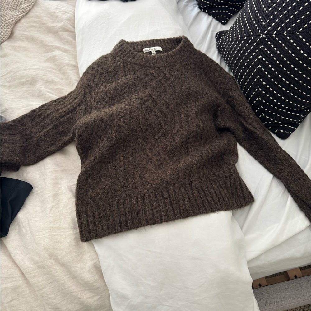 Alex Mill Women's Dark Brown Crew Neck Sweater